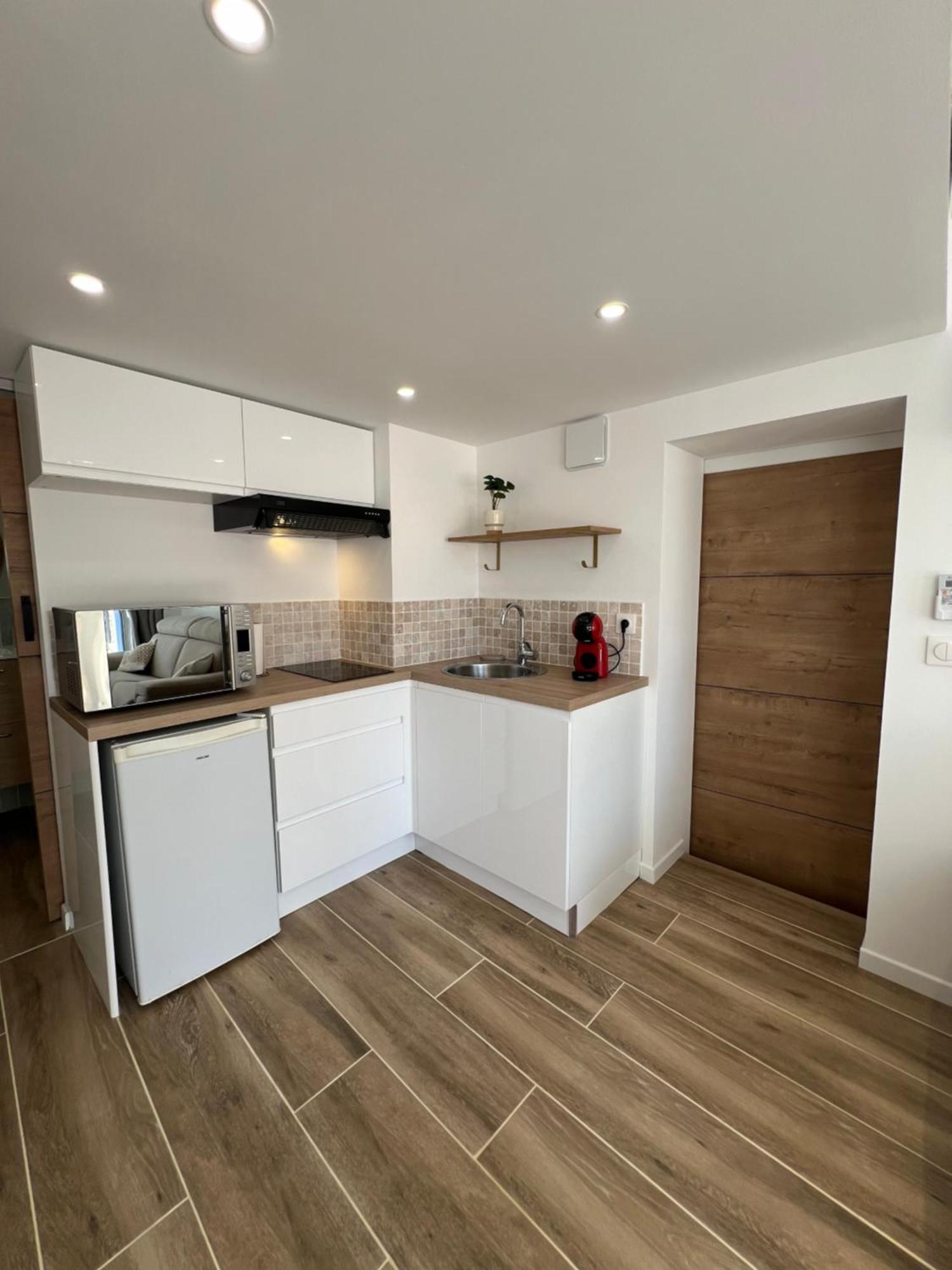 Appartement T2 Avec Jardin Puget-sur-Argens Exterior photo