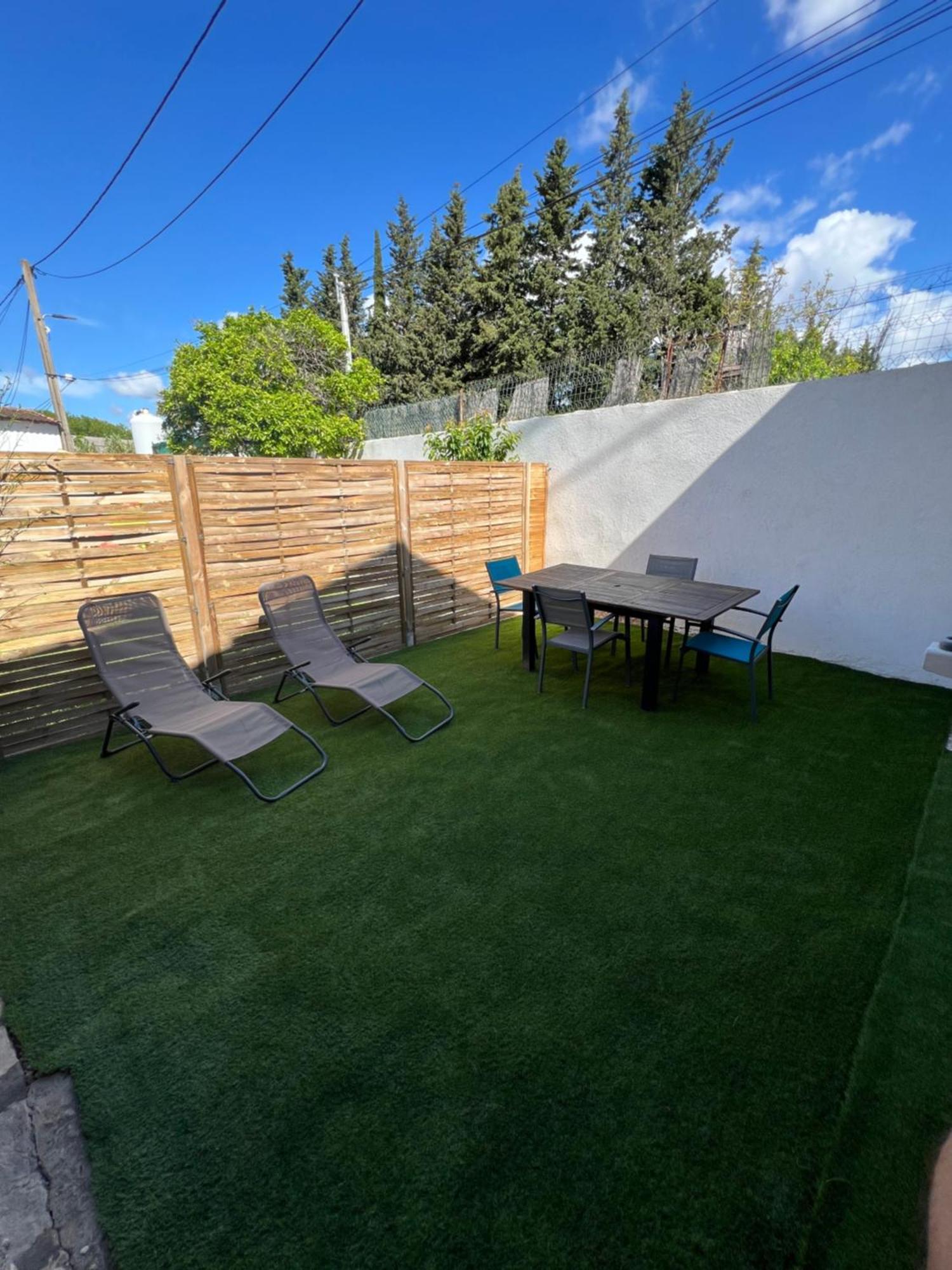 Appartement T2 Avec Jardin Puget-sur-Argens Exterior photo